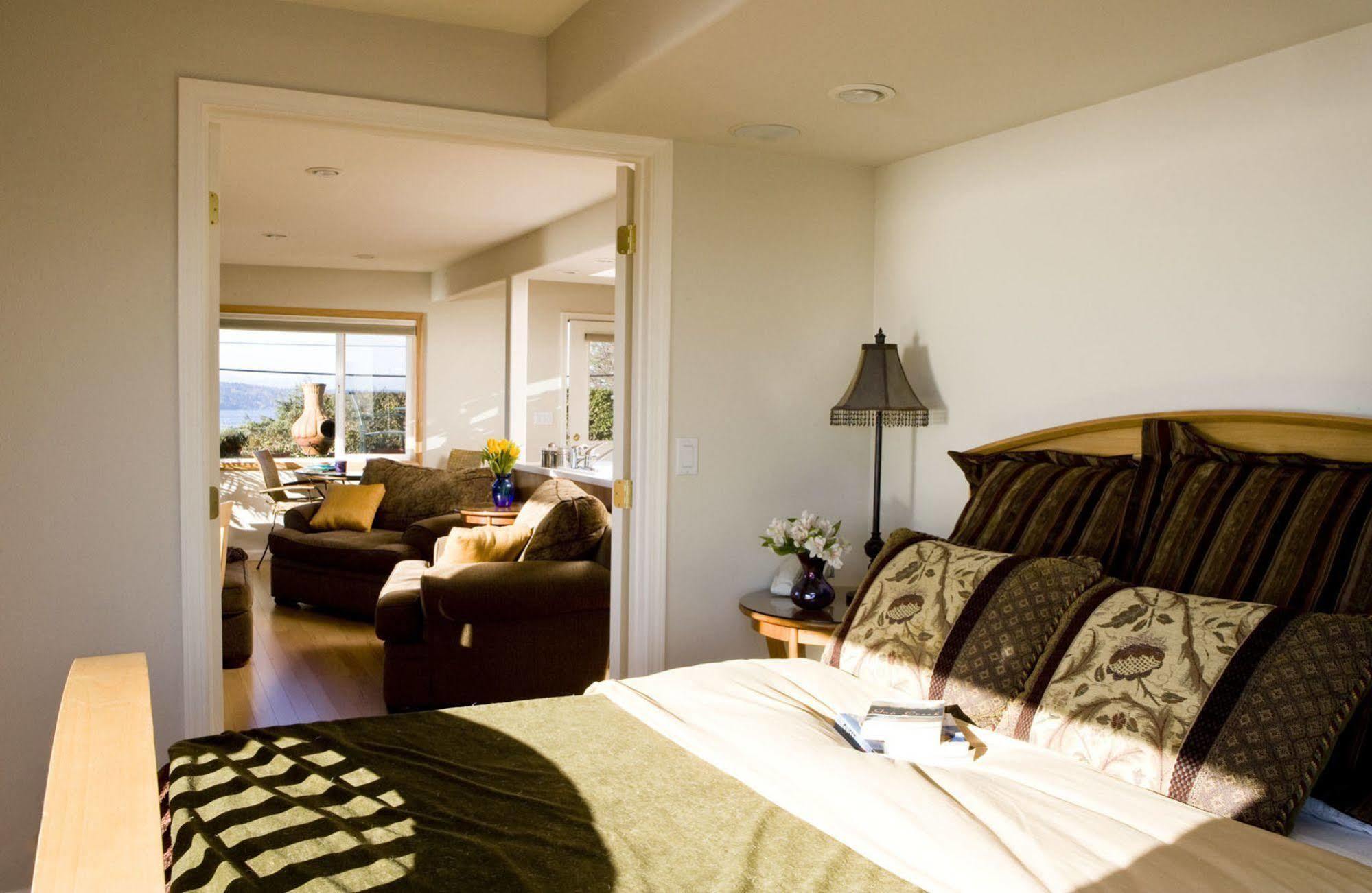 Burien Three Tree Point Bed And Breakfast المظهر الخارجي الصورة